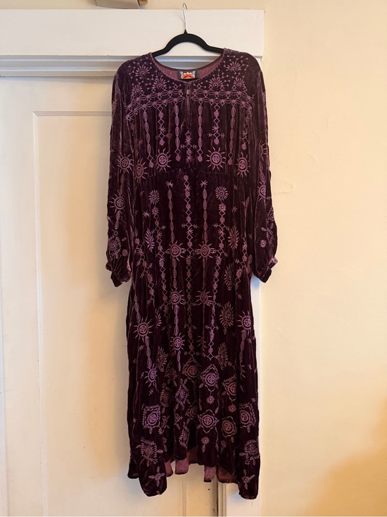 Johnny Was Dresses & Skirts - Johnny Was Plum Embroidered Velvet Maxi Dress